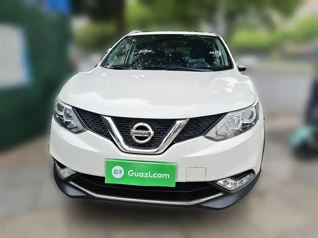 Nissan Qashqai — фото 24