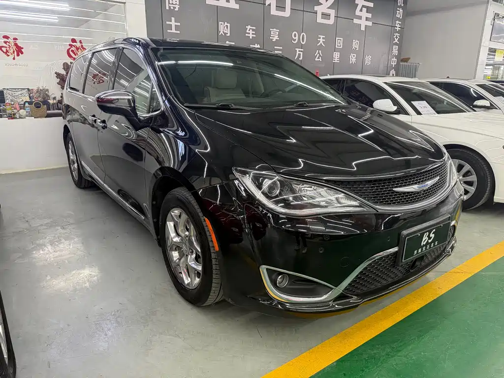 Chrysler Grand Voyager (Import) — фото 3