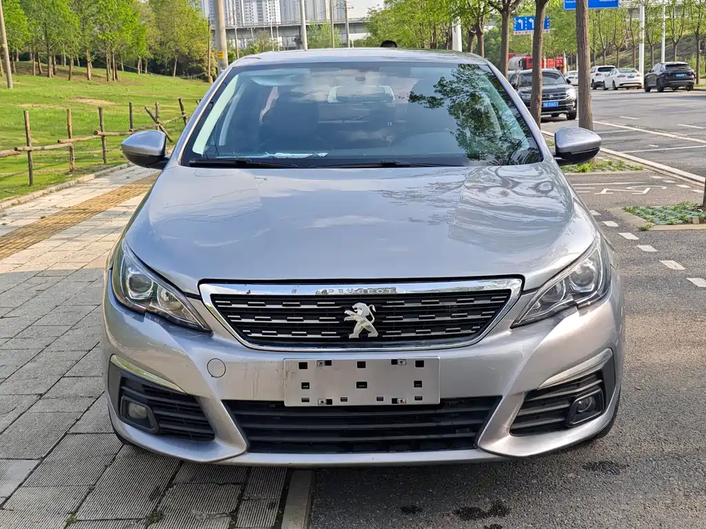 Peugeot 308 — фото 2