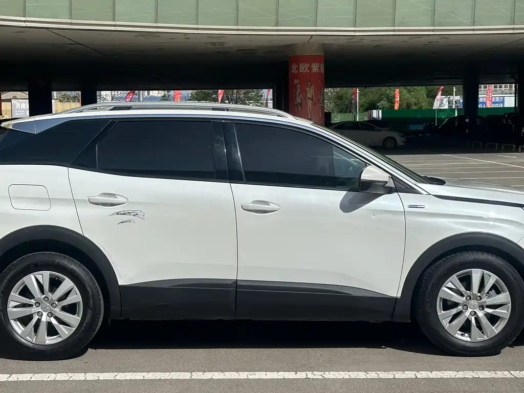 Peugeot 4008 — фото 4