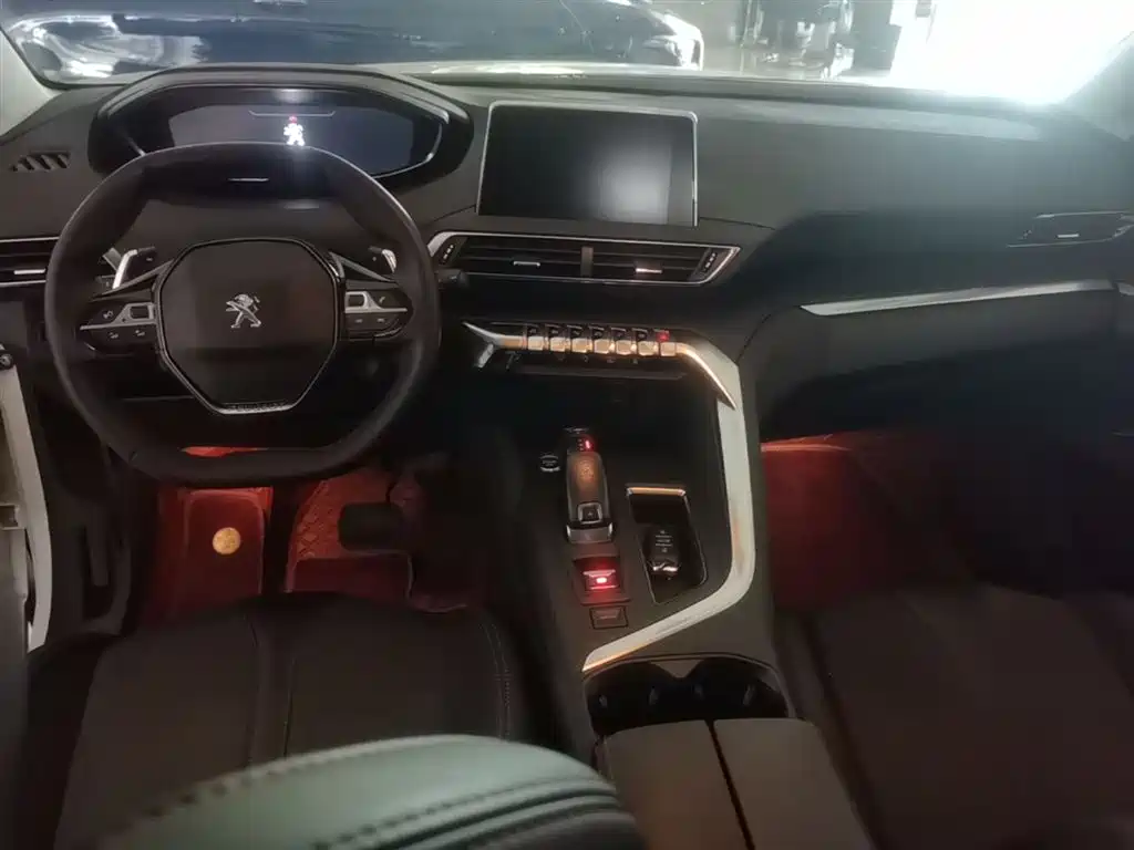 Peugeot 4008 — фото 10
