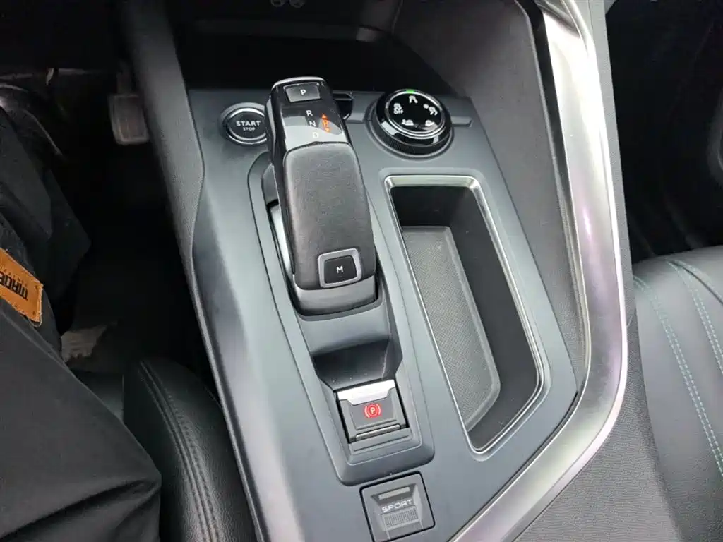 Peugeot 5008 — фото 14
