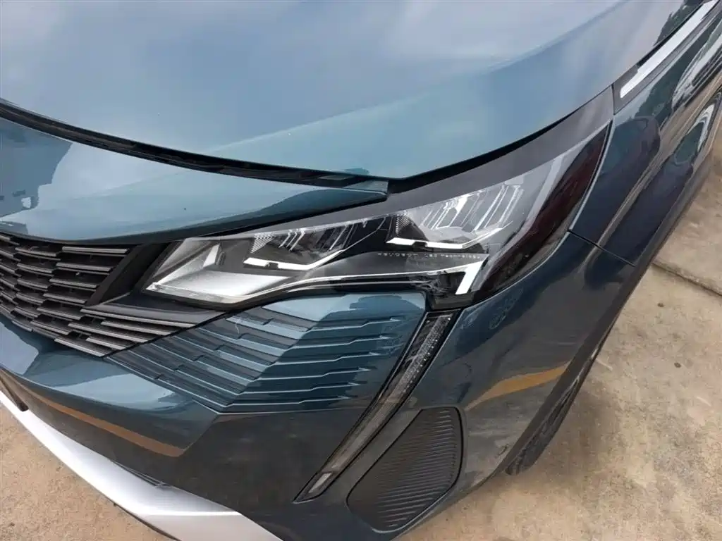 Peugeot 5008 — фото 24