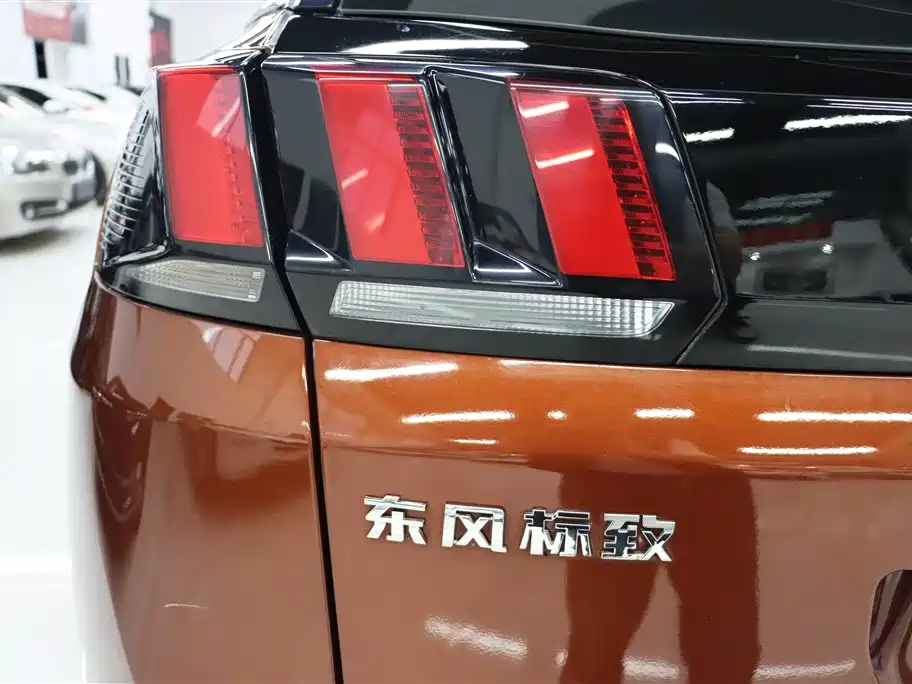 Peugeot 4008 — фото 17