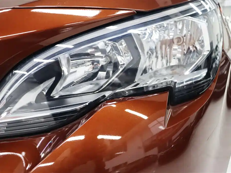 Peugeot 4008 — фото 10