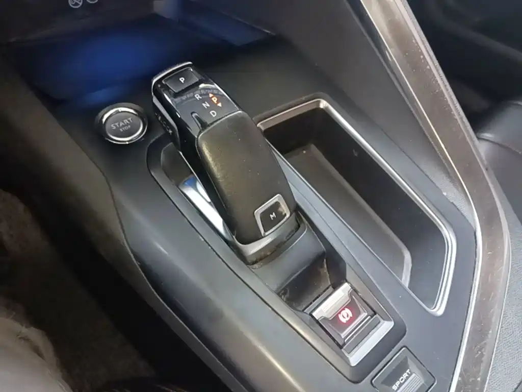Peugeot 4008 — фото 14