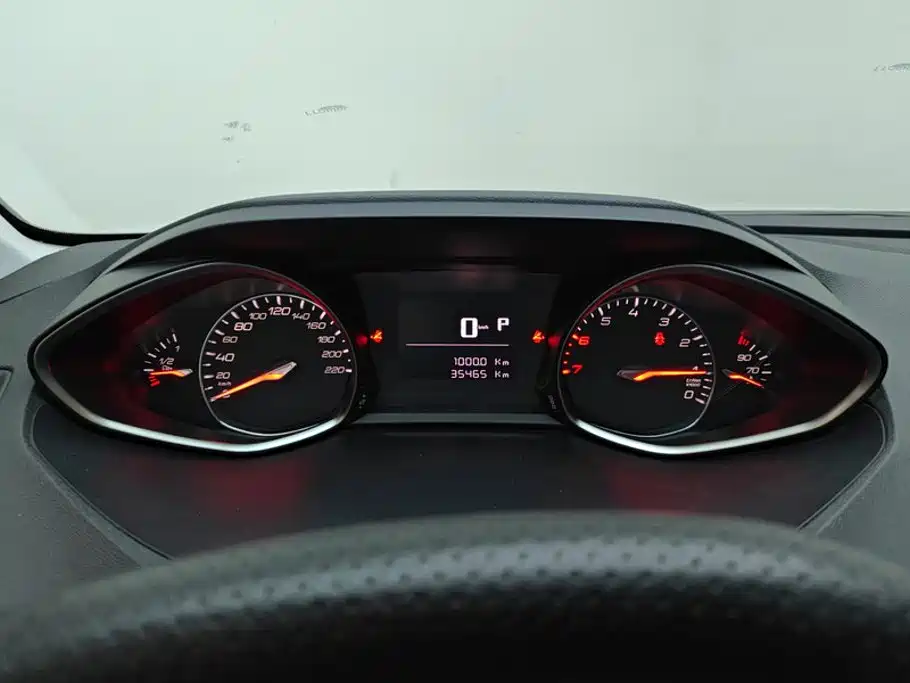 Peugeot 4008 — фото 14