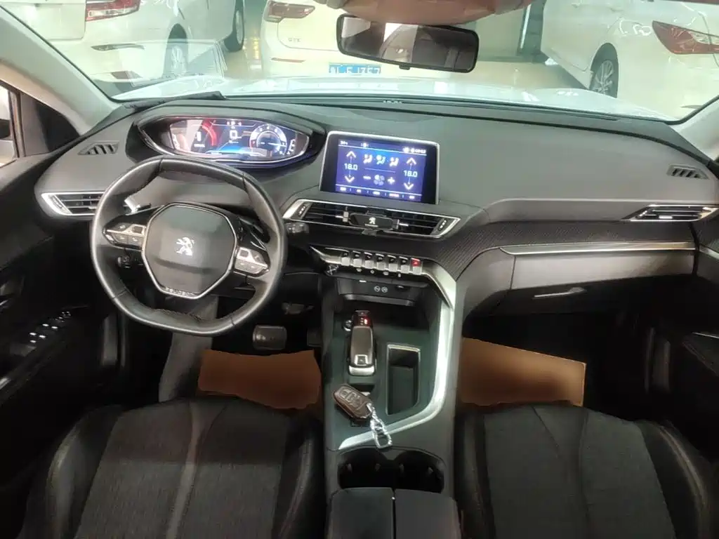 Peugeot 4008 — фото 10
