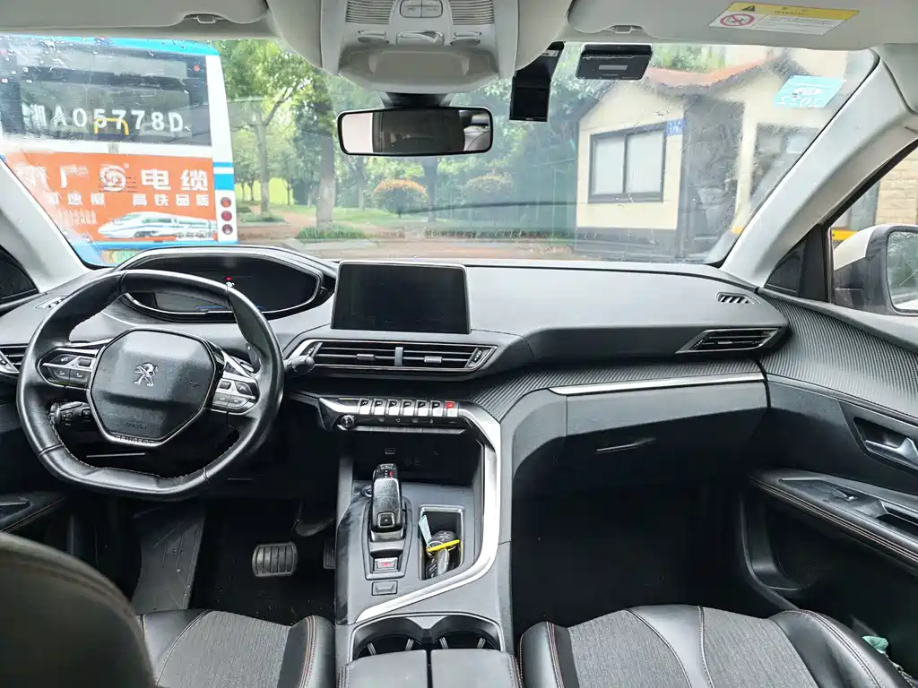 Peugeot 4008 — фото 7