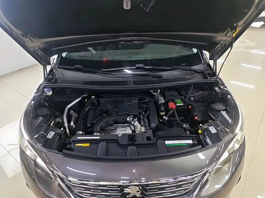 Peugeot 5008 — фото 20
