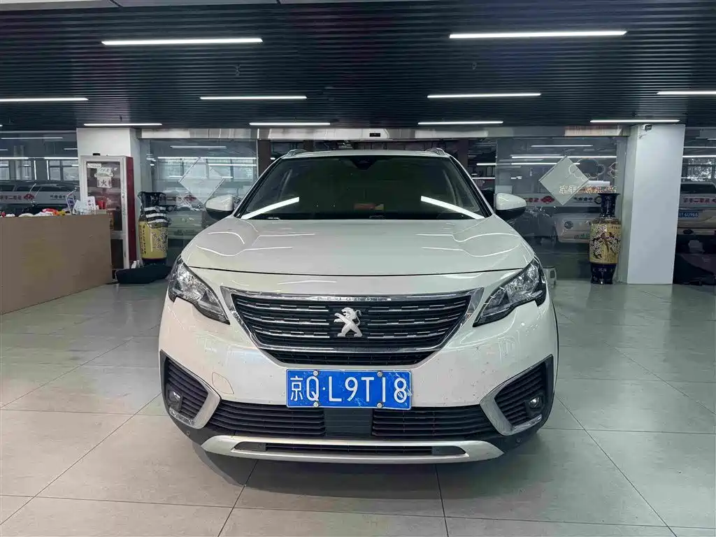 Peugeot 5008 — фото 2