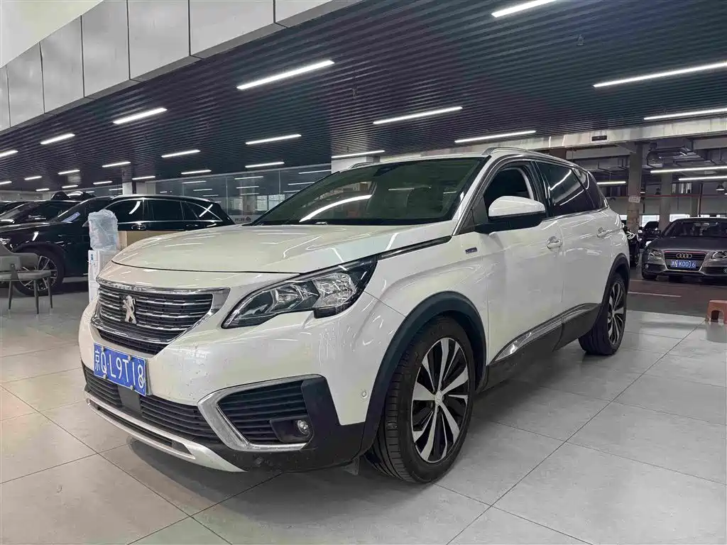 Peugeot 5008