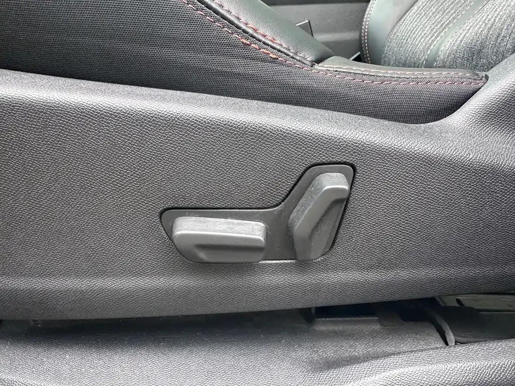 Peugeot 5008 — фото 14