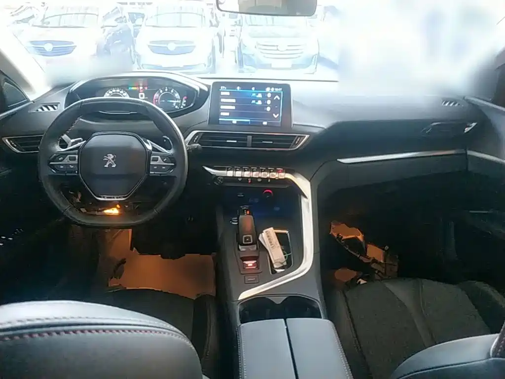 Peugeot 4008 — фото 10