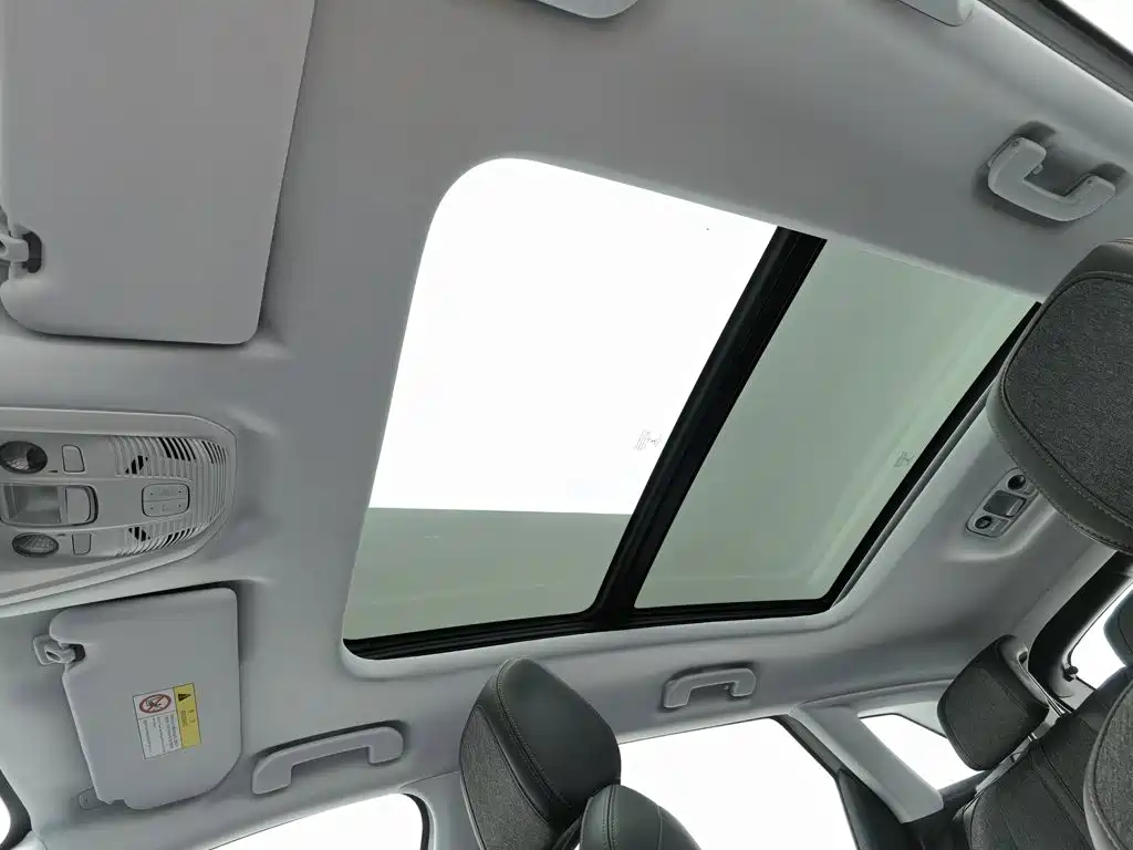 Peugeot 4008 — фото 14
