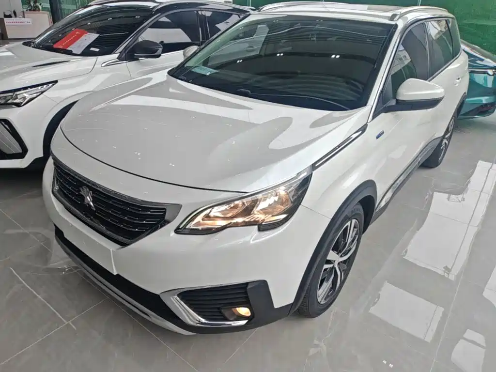 Peugeot 5008 — фото 2