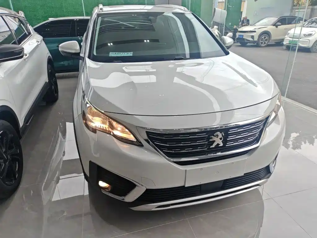 Peugeot 5008 — фото 3