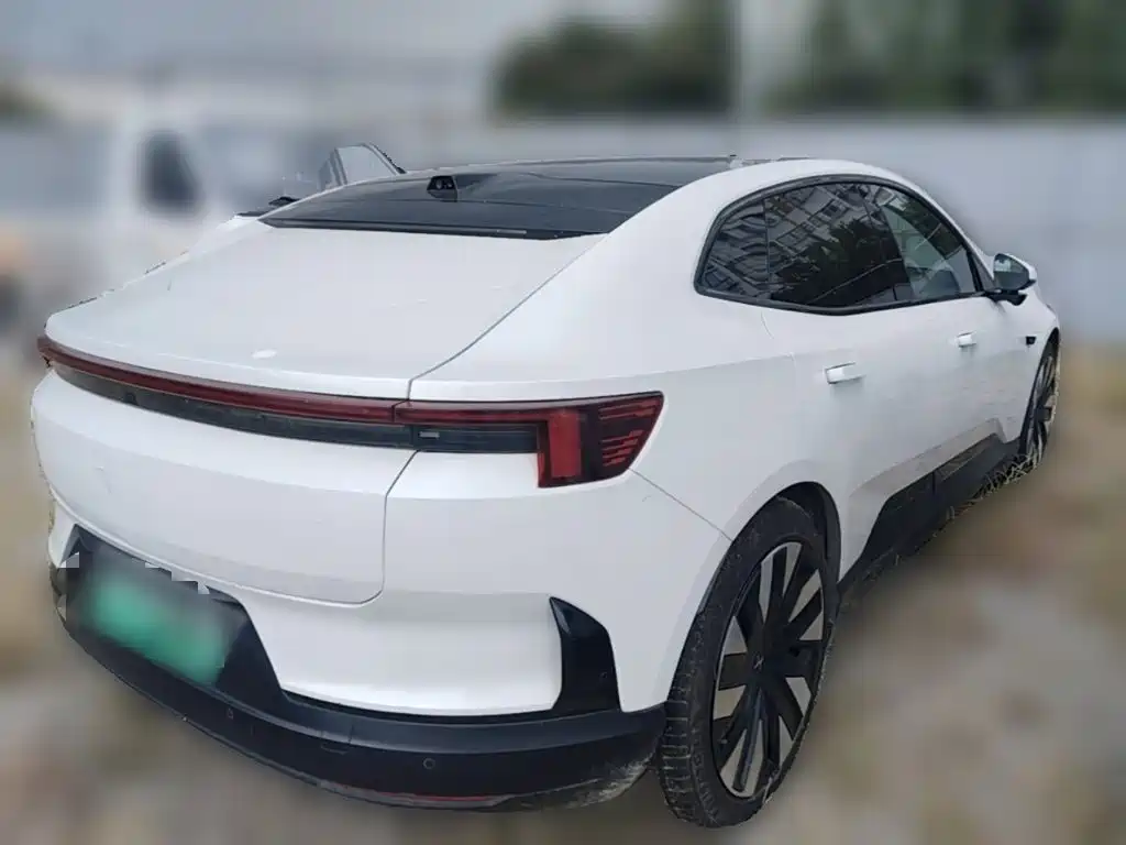 Polestar Polestar 4 — фото 10