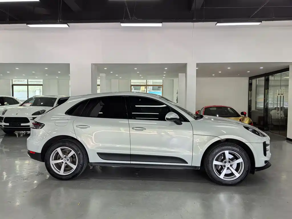 Porsche Macan — фото 4