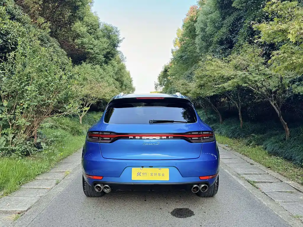 Porsche Macan — фото 4