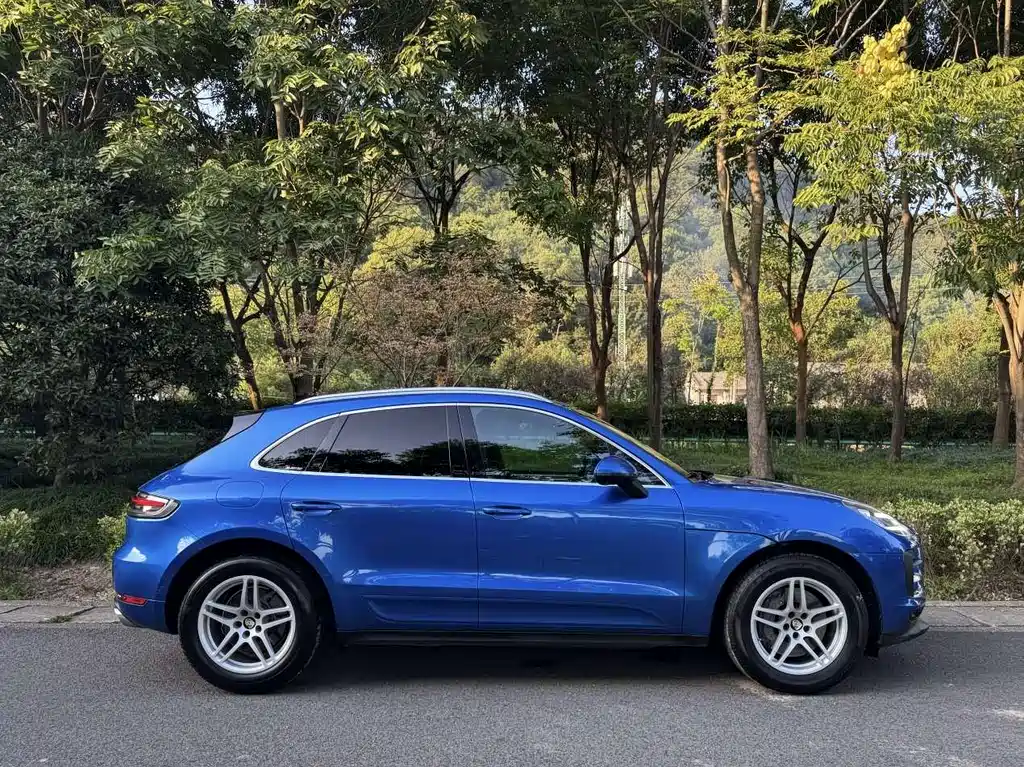 Porsche Macan — фото 5