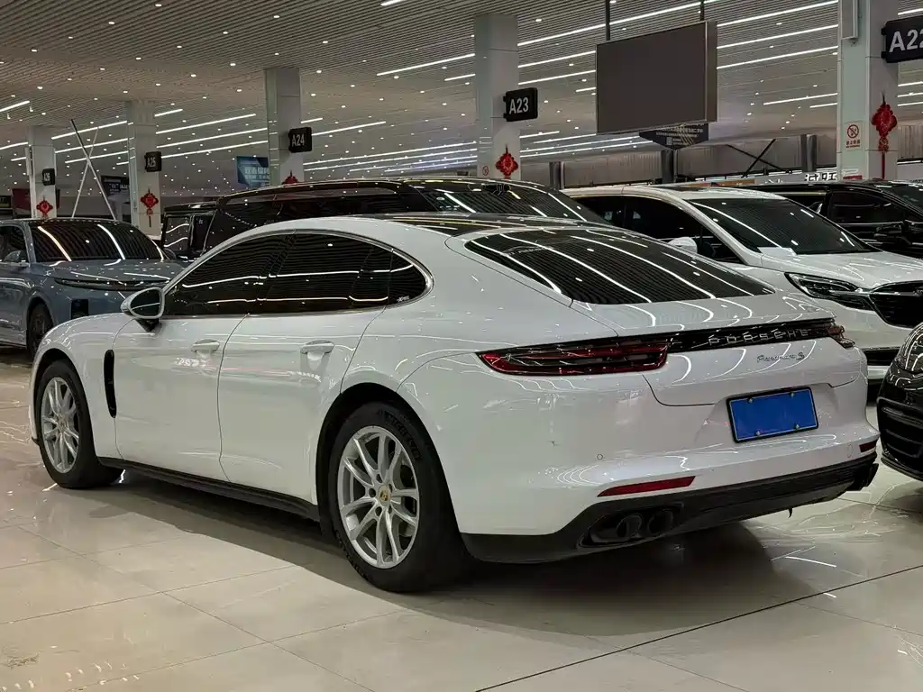 Porsche Panamera — фото 3
