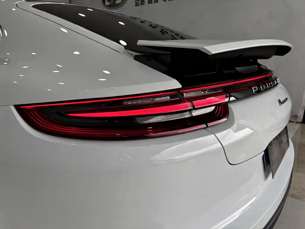 Porsche Panamera — фото 9