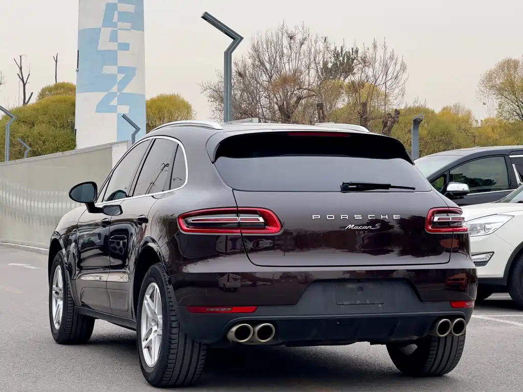 Porsche Macan — фото 4