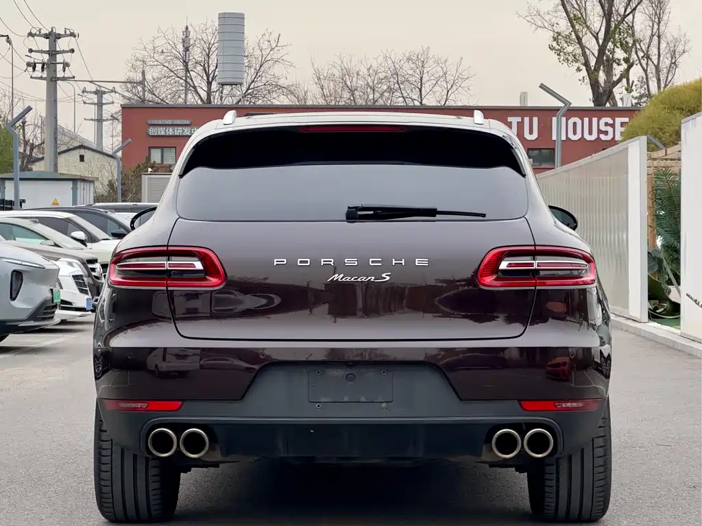 Porsche Macan — фото 5