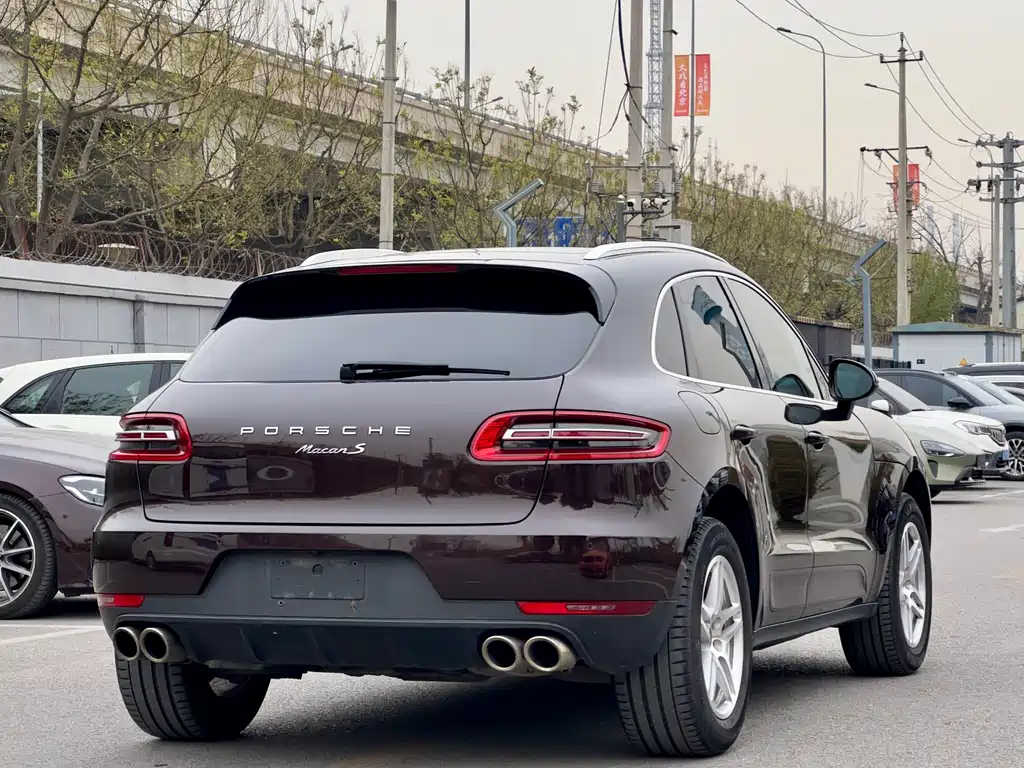 Porsche Macan — фото 6