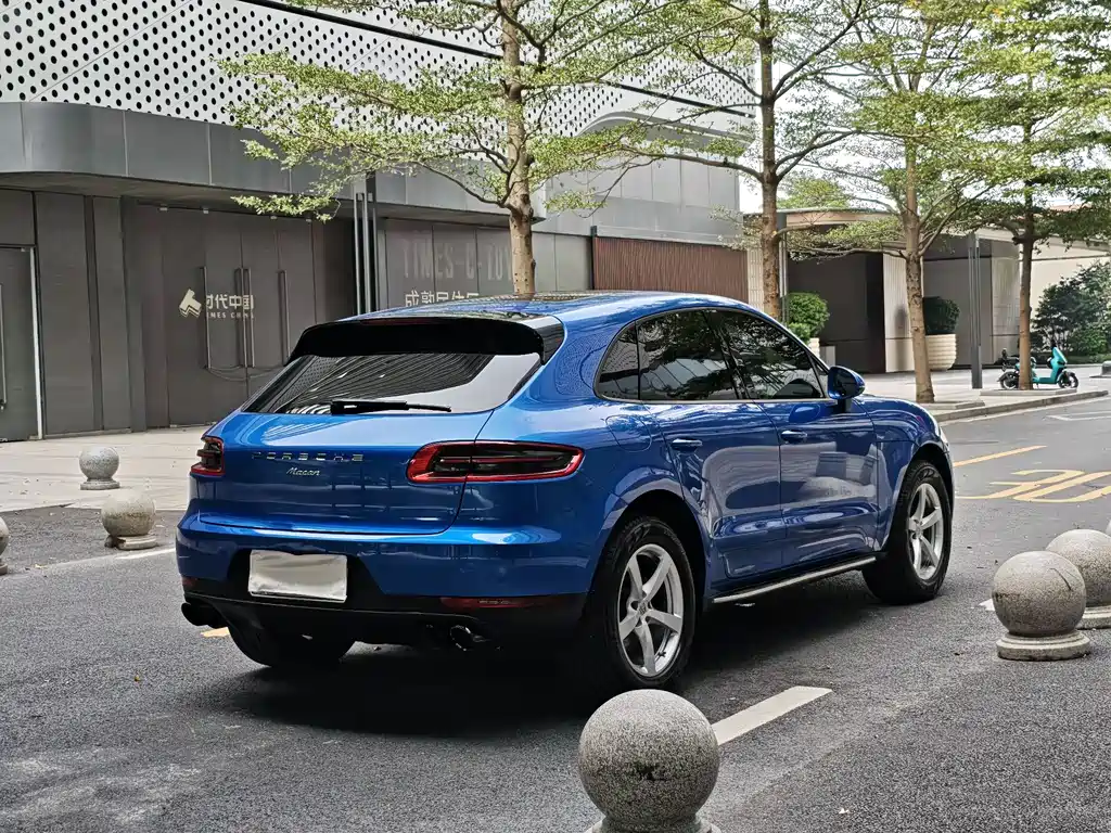 Porsche Macan — фото 3