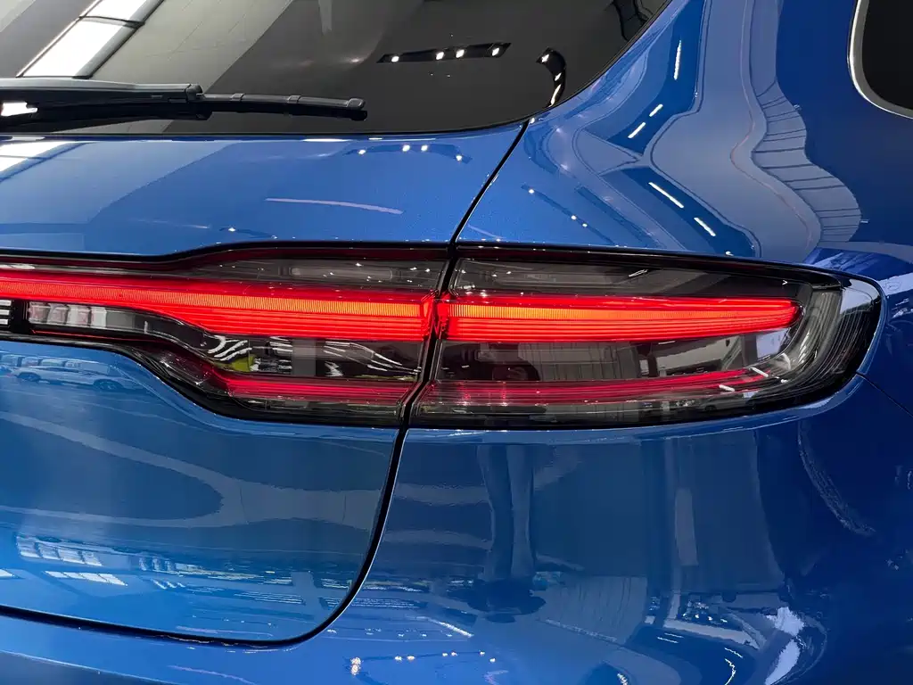 Porsche Macan — фото 30