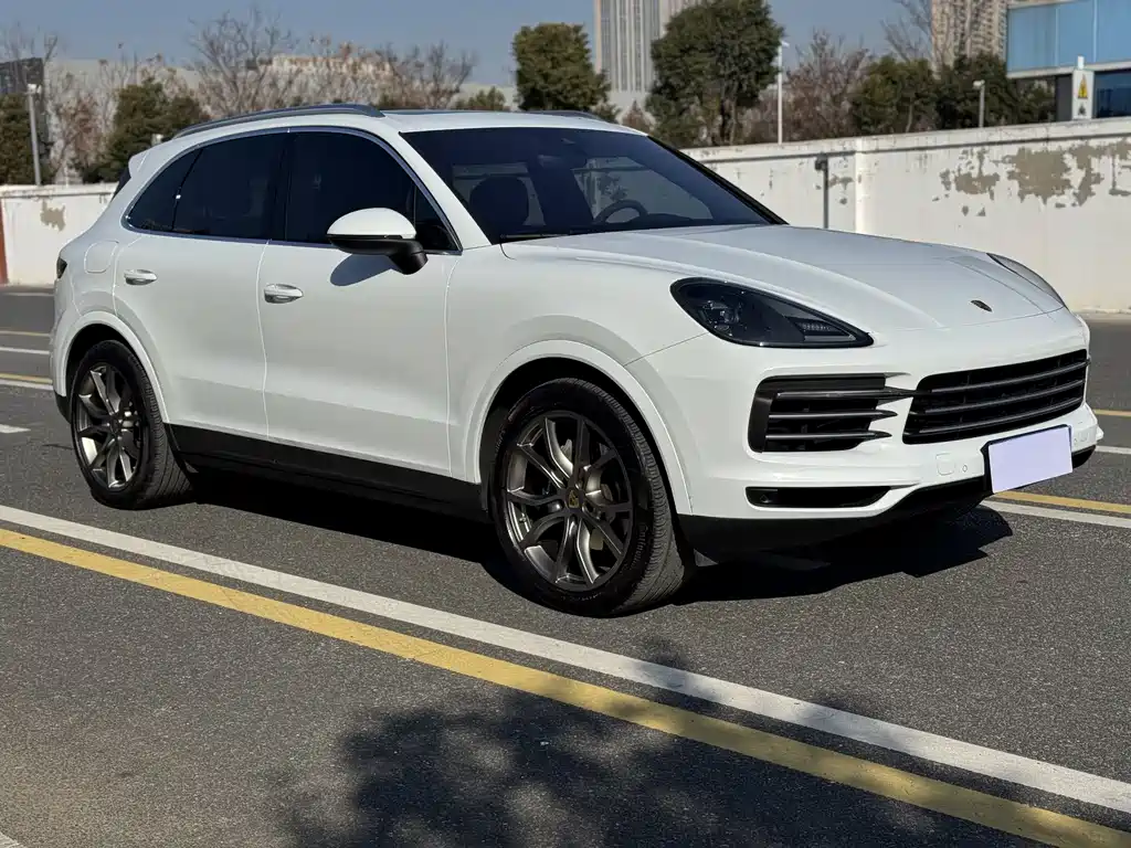 Porsche Cayenne — фото 3