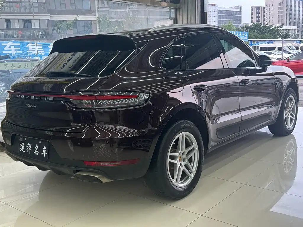 Porsche Macan — фото 4