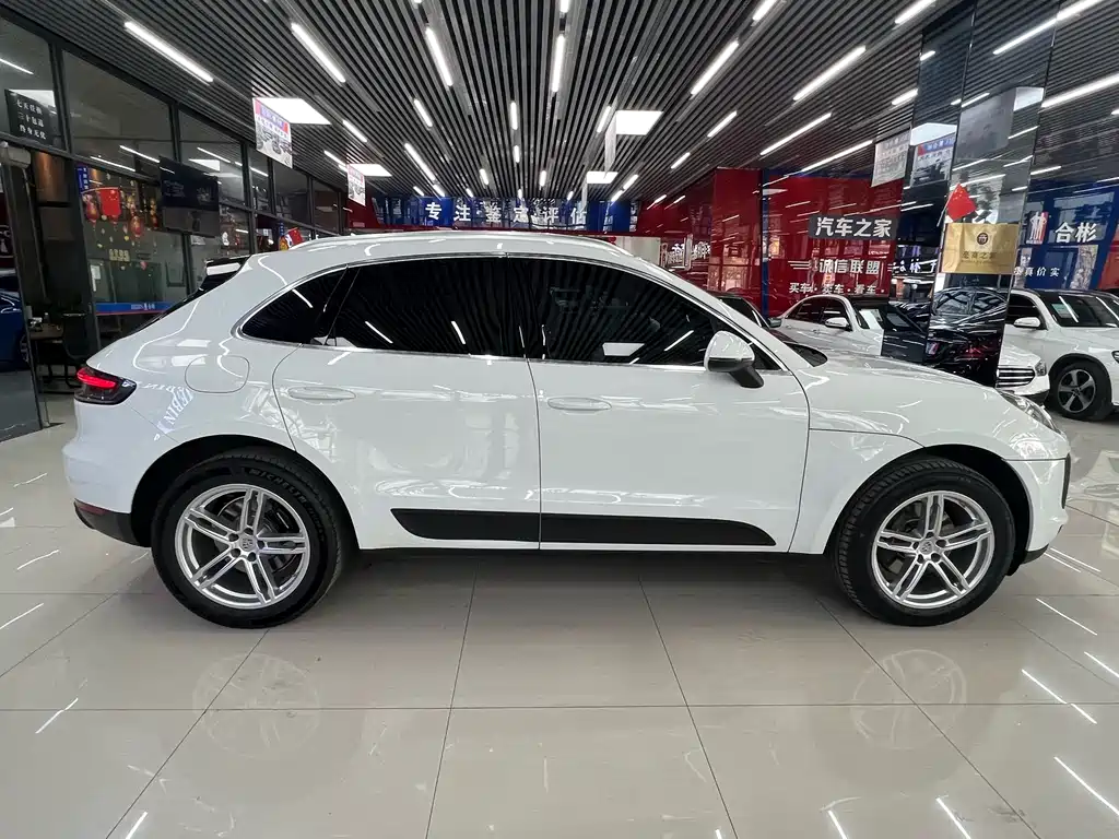 Porsche Macan — фото 4