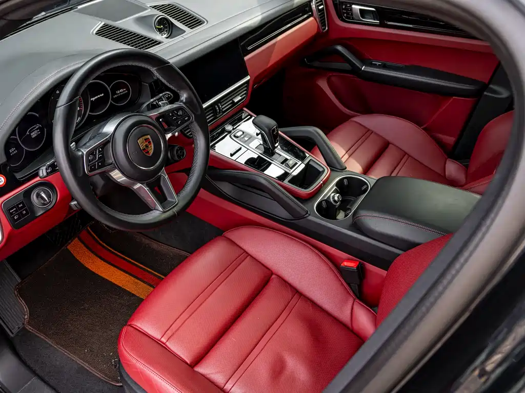 Porsche Cayenne Hybrid — фото 7