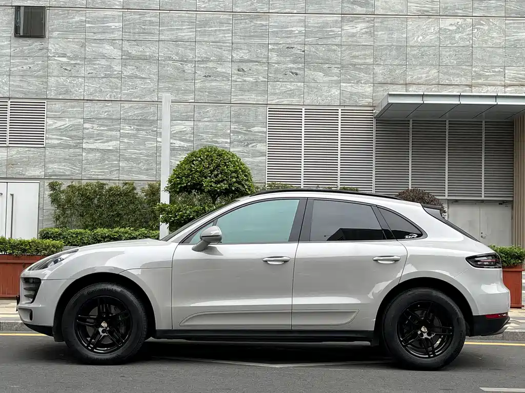Porsche Macan — фото 3