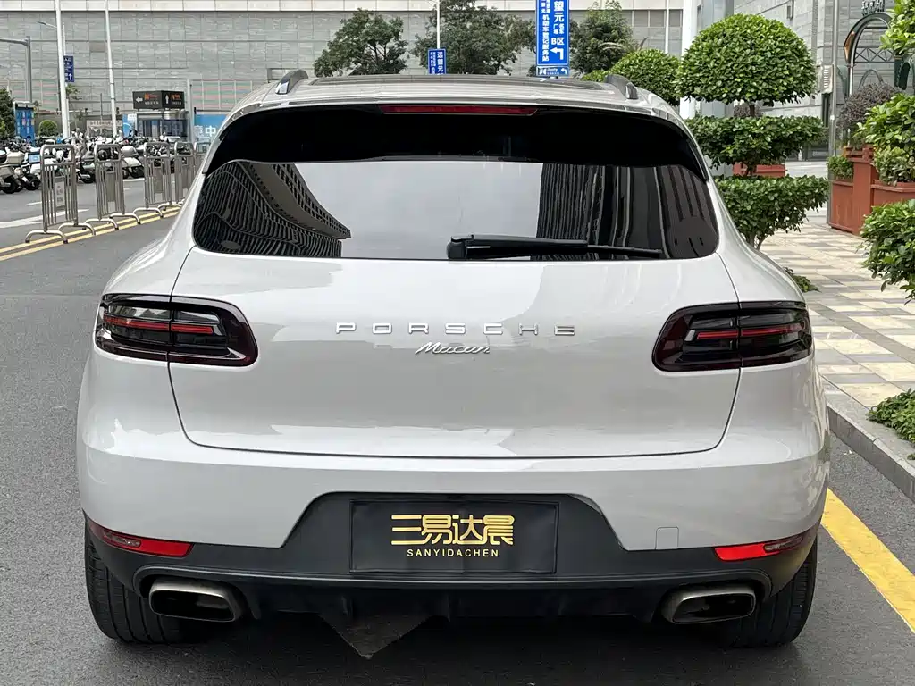 Porsche Macan — фото 5