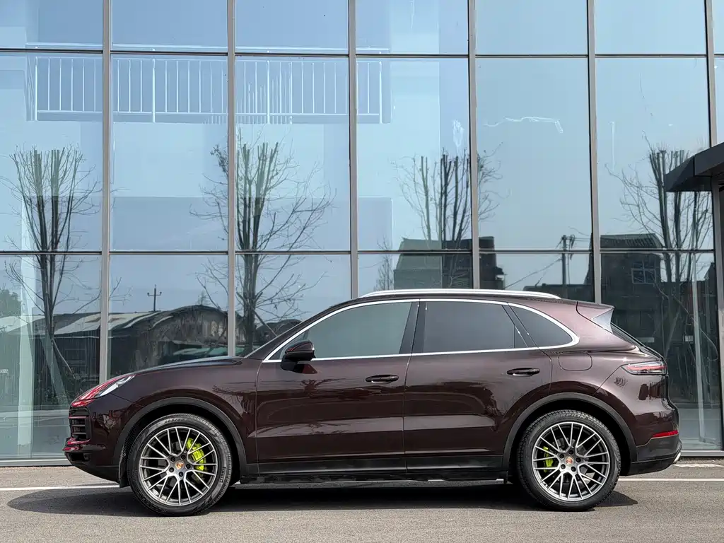 Porsche Cayenne Hybrid — фото 3