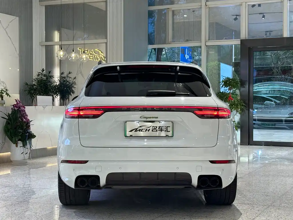 Porsche Cayenne Hybrid — фото 4