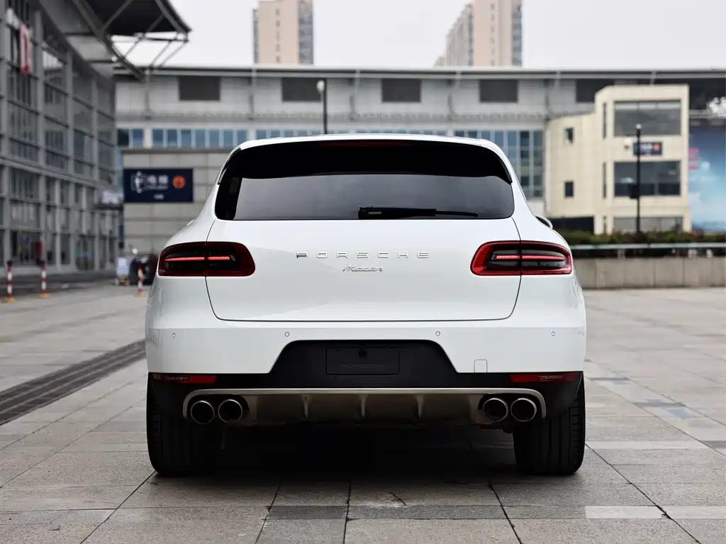 Porsche Macan — фото 4