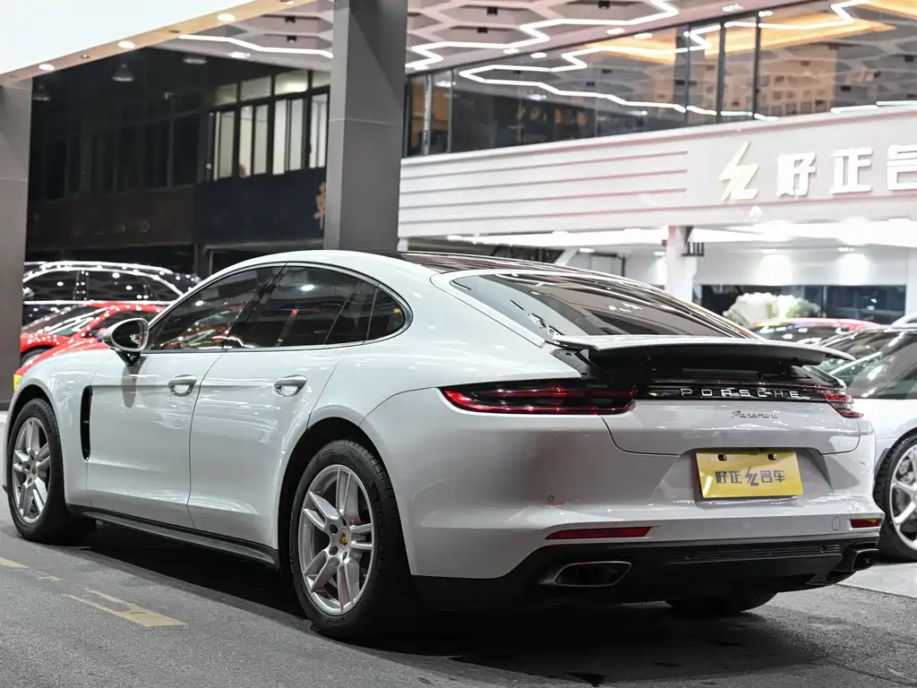 Porsche Panamera — фото 4