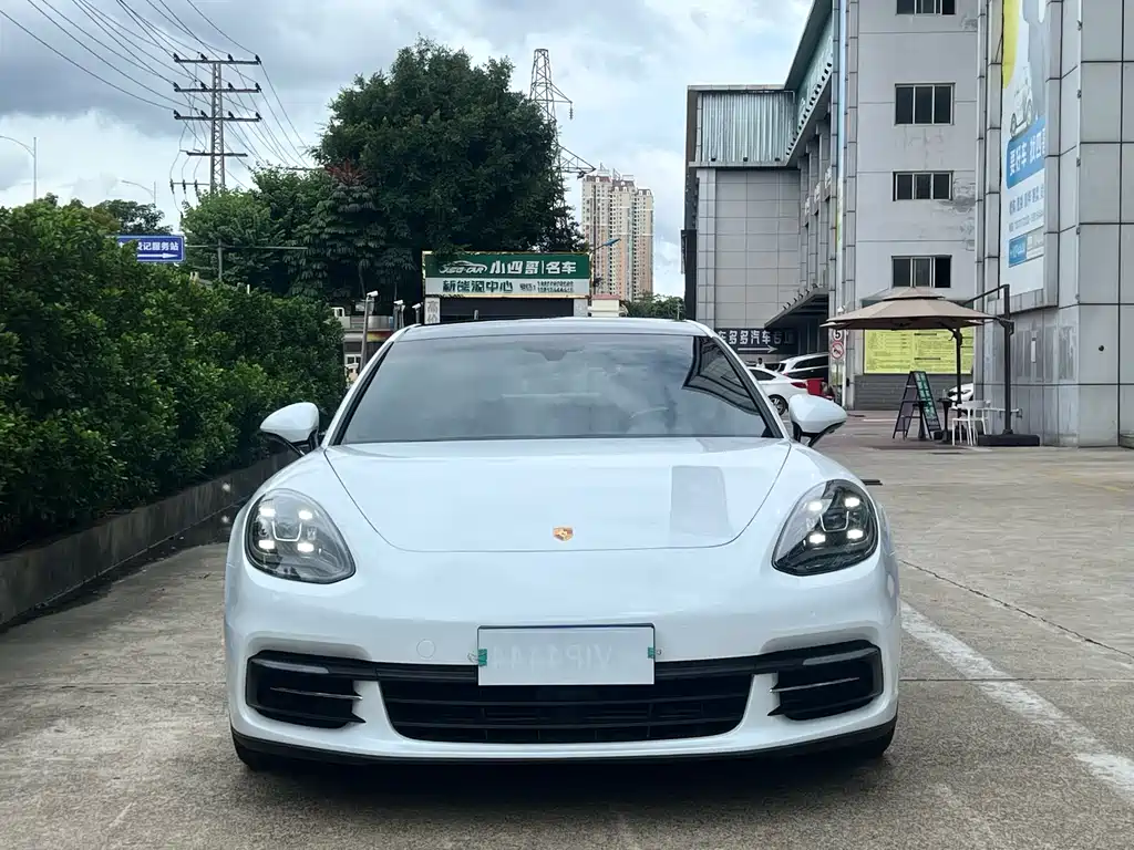 Porsche Panamera — фото 2