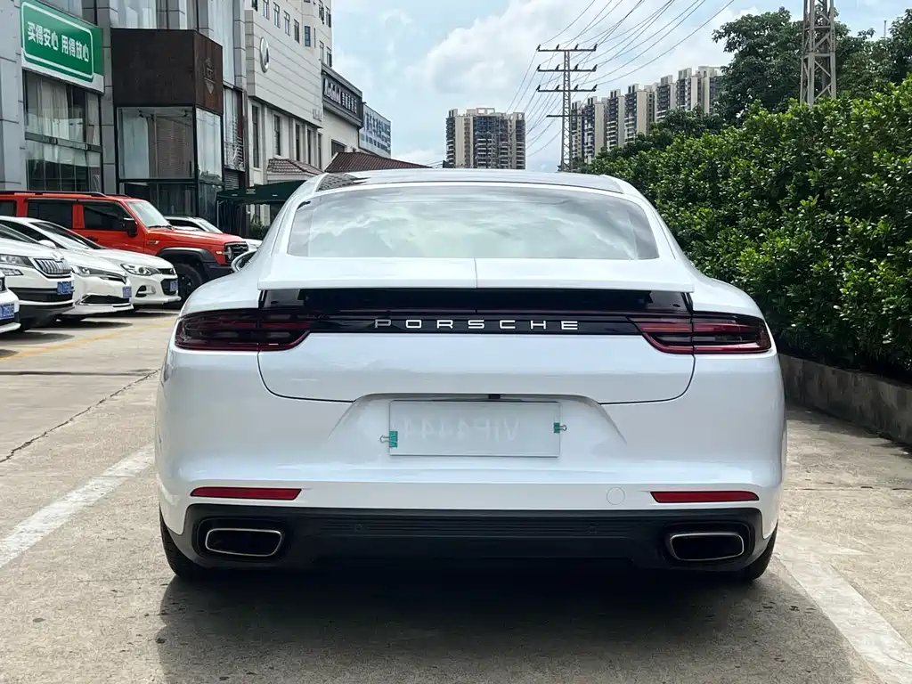Porsche Panamera — фото 5