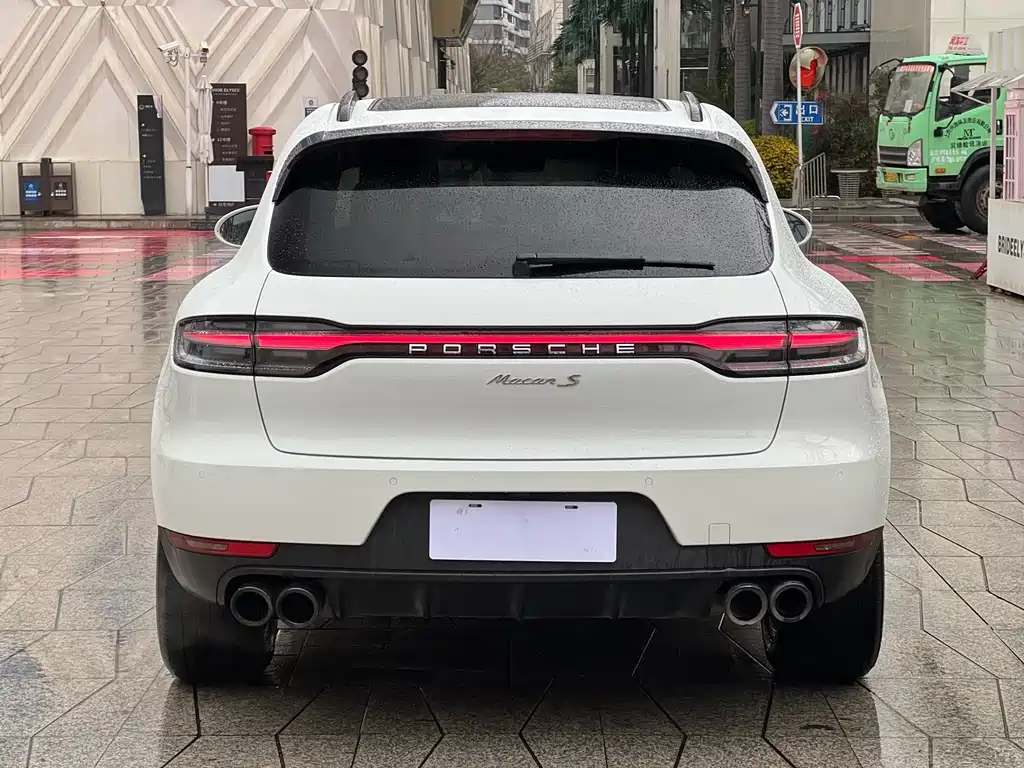 Porsche Macan — фото 4