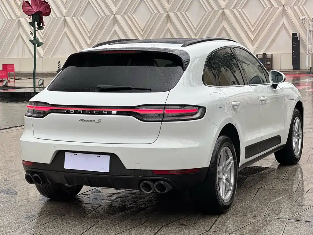 Porsche Macan — фото 5