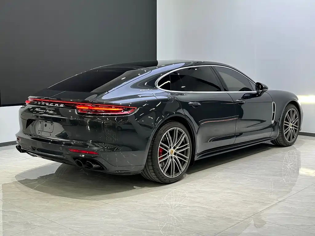 Porsche Panamera — фото 6