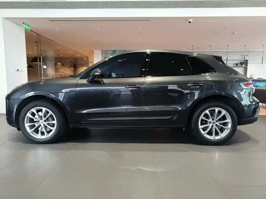 Porsche Macan — фото 3