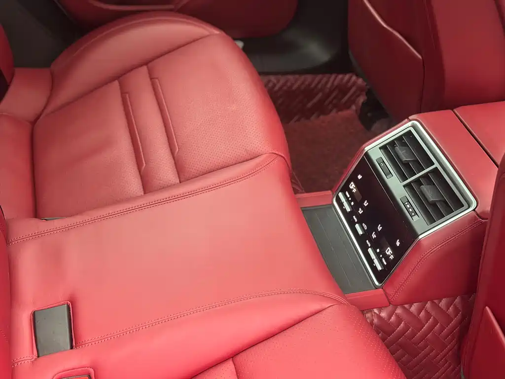 Porsche Panamera — фото 10
