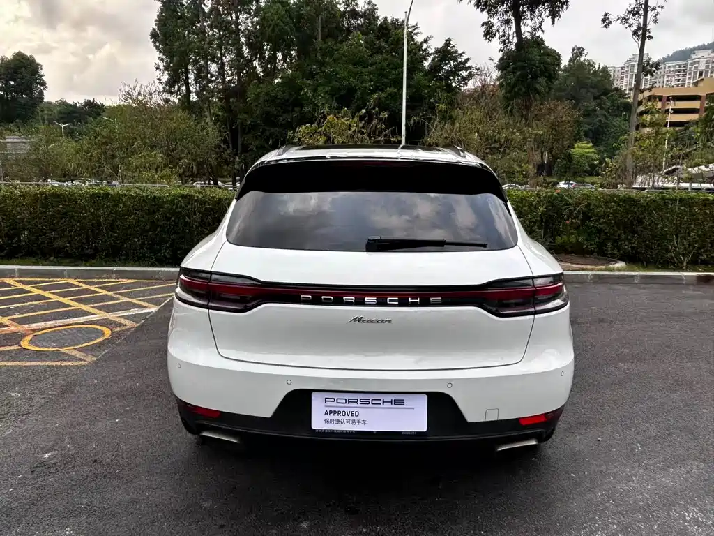 Porsche Macan — фото 12